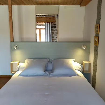 De La Tournelle Guest house Pradelles