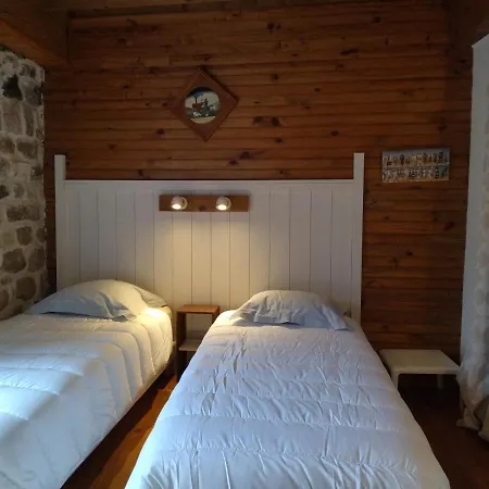 De La Tournelle 3*