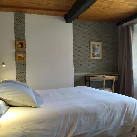 Guest house De La Tournelle Pradelles